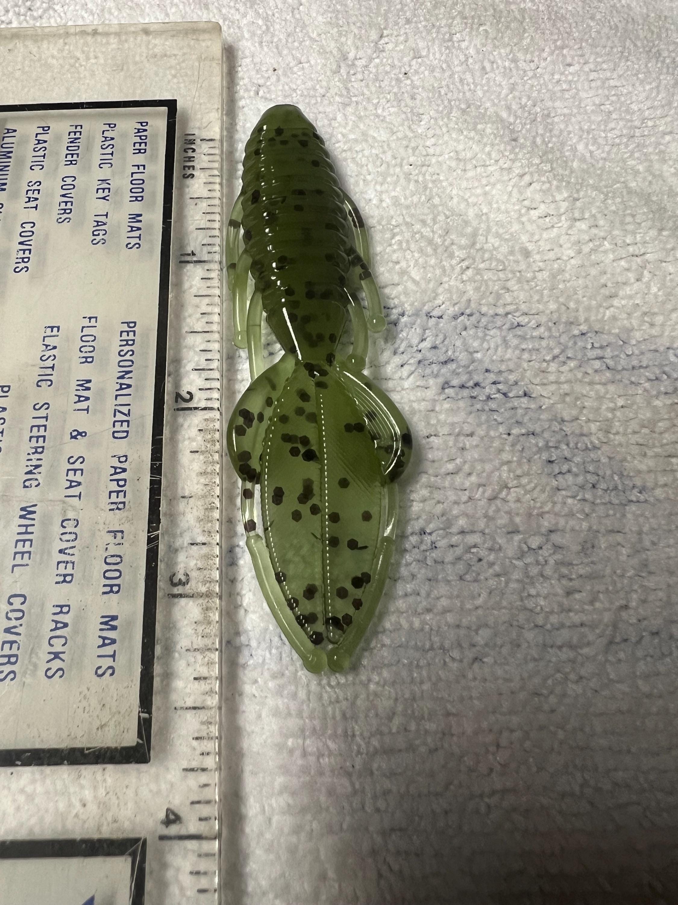 3.25" Creature Bait in Light Green Pumpkin Black Flake (6/Pack)